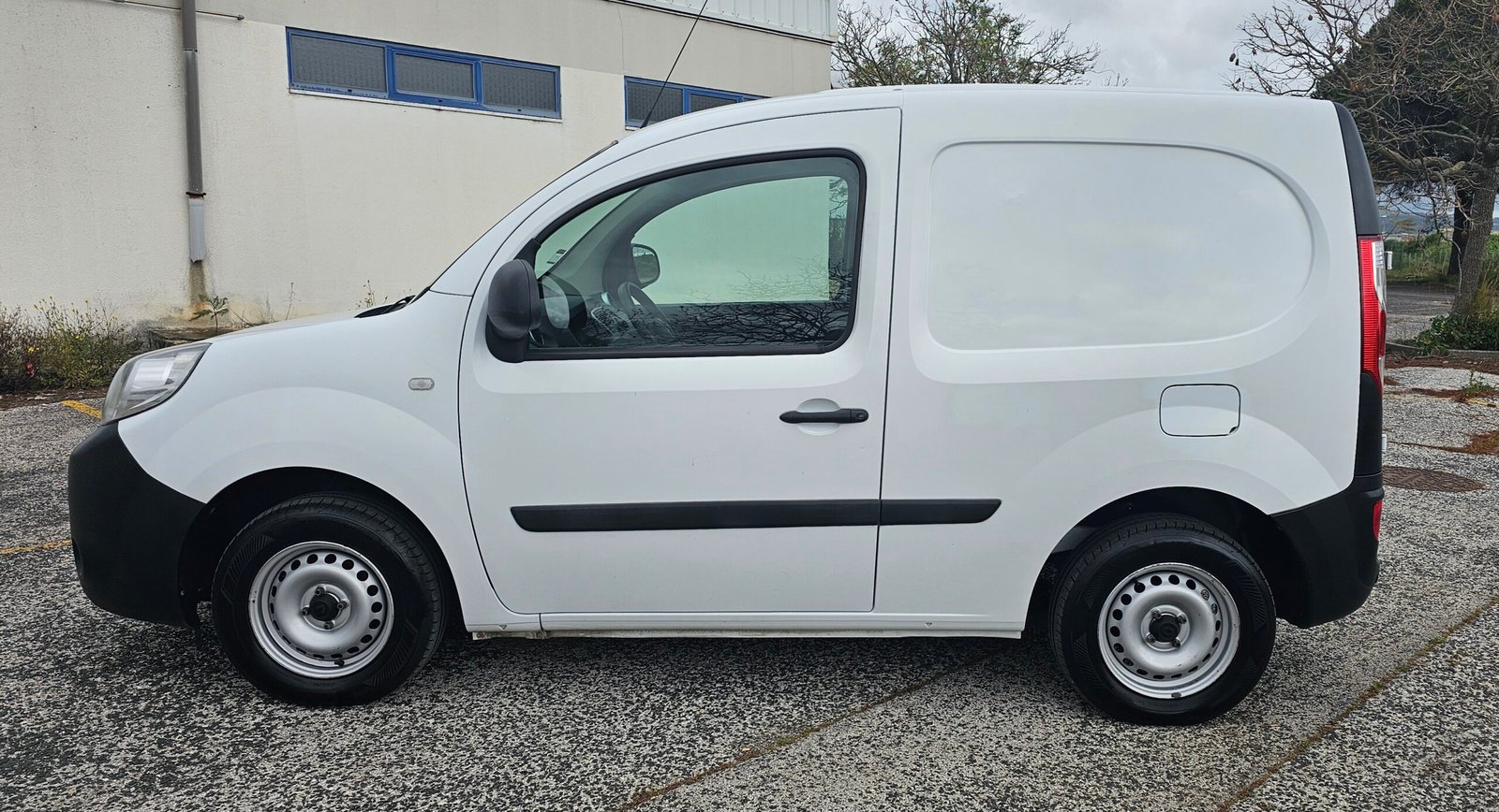 RENAULT Kangoo Express Fase II Diesel (KU2) 1.5 dCi Compact Business S/S 3L 4P (75cv) — foto 4