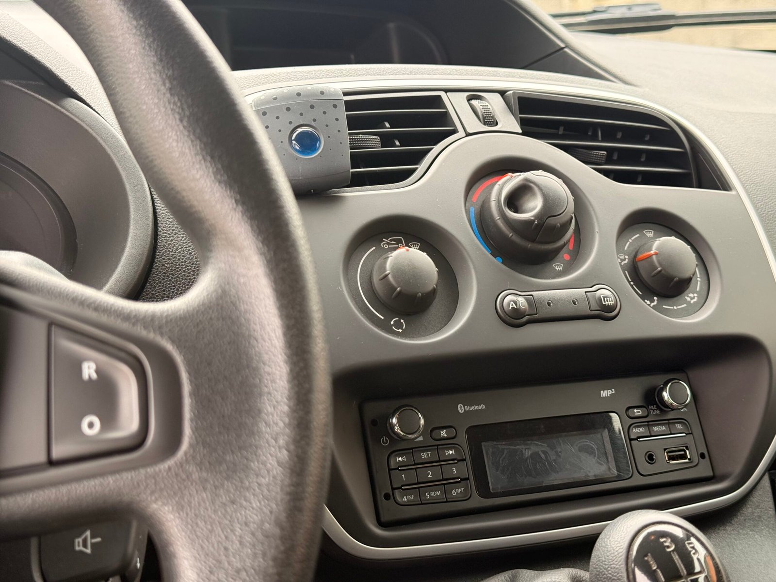 RENAULT Kangoo Express Fase II Diesel (KU2) 1.5 dCi Business S/S 3L 4P (75cv) — foto 6