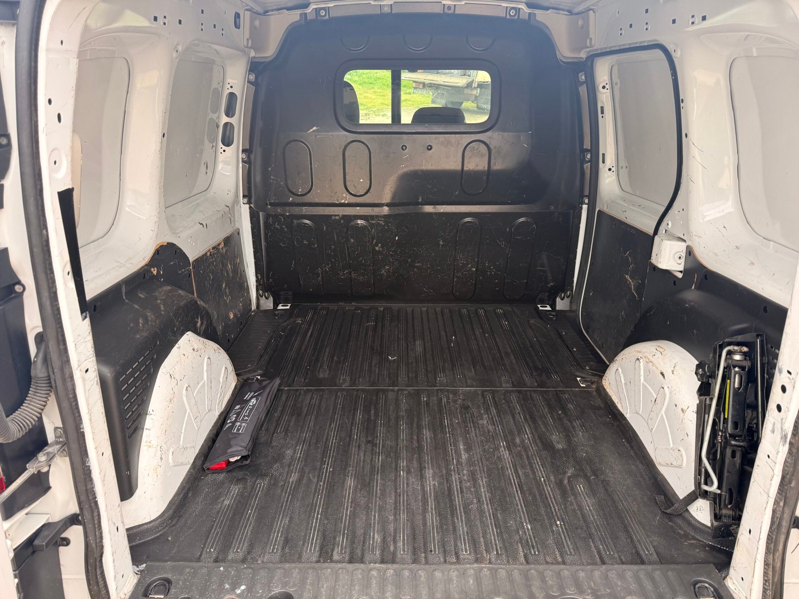 RENAULT Kangoo Express Fase II Diesel (KU2) 1.5 dCi Business S/S 3L 4P (75cv) — foto 8