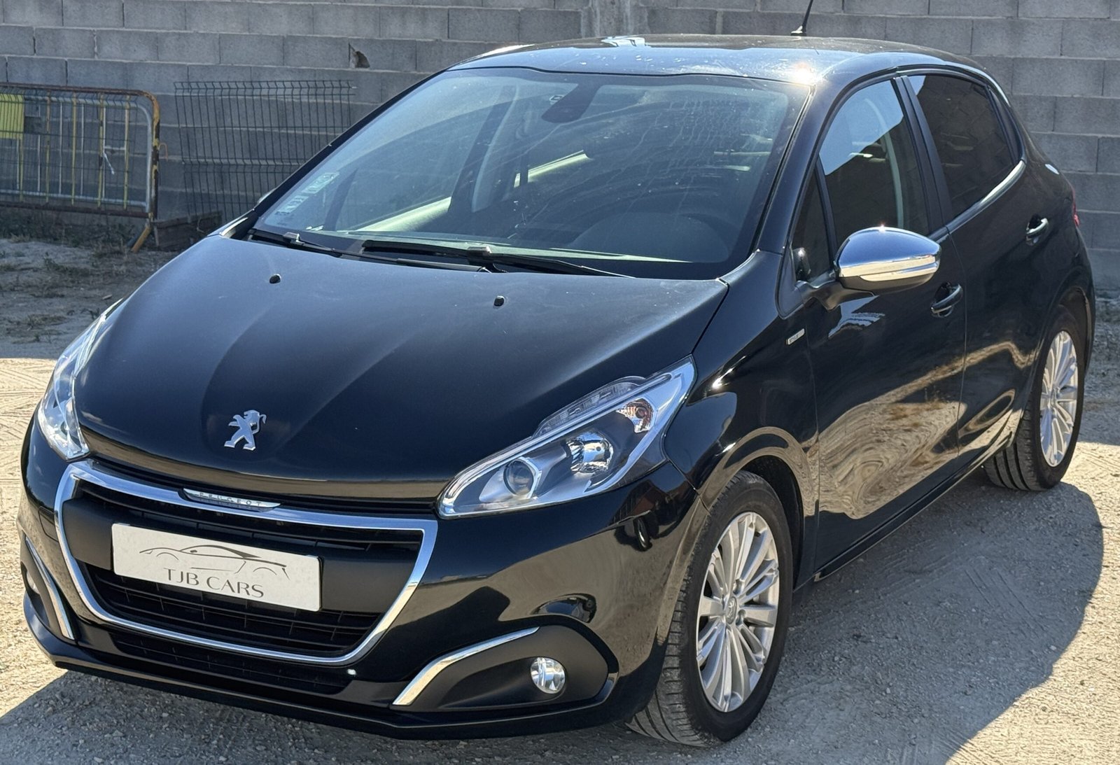 Peugeot 208 Diesel 1.6 BlueHDi Style 5P (75cv)