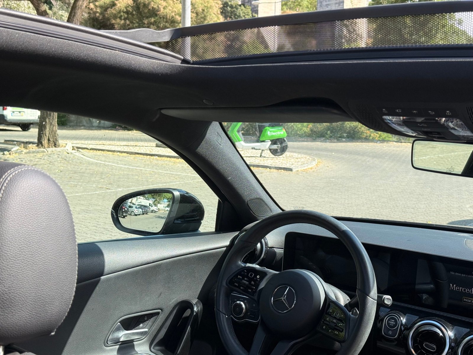 Mercedes-Benz Classe A 180d Style Plus — foto 11