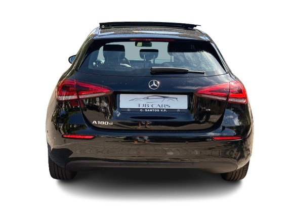 Traseira do Mercedes Classe A 180d usado
