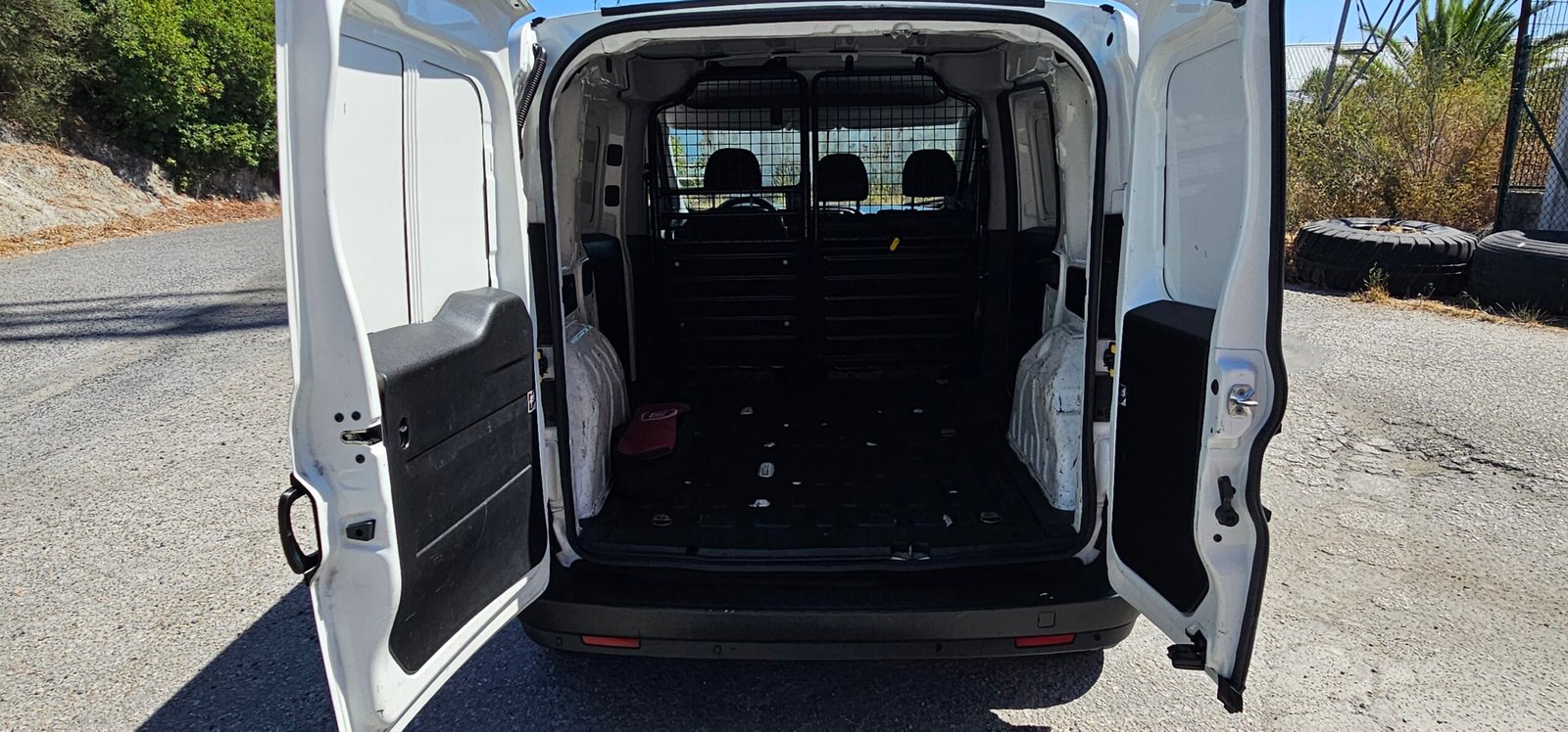 FIAT Doblo Cargo Diesel (263) 1.3 MJ Easy 3L 4P (95cv) — foto 9