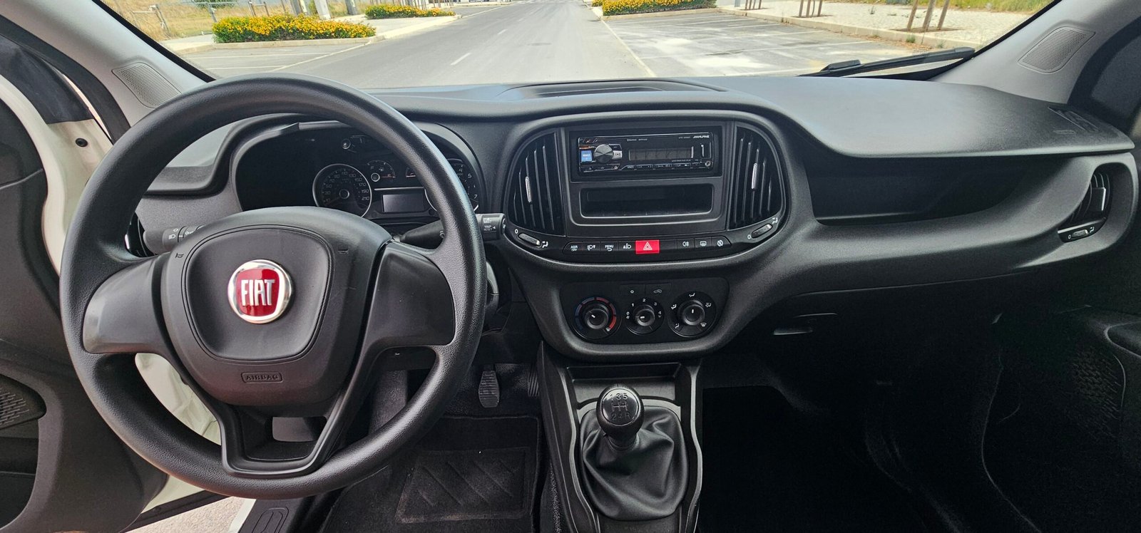 Fiat Doblo Cargo Diesel (263) 1.3 MJ Easy 3L 4P (95cv) — foto 9