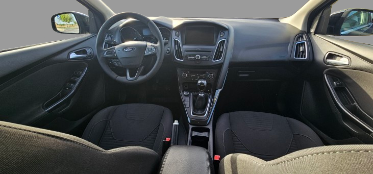 FORD Focus Station Diesel 1.5 TDCi Titanium 5P (120cv) — foto 9