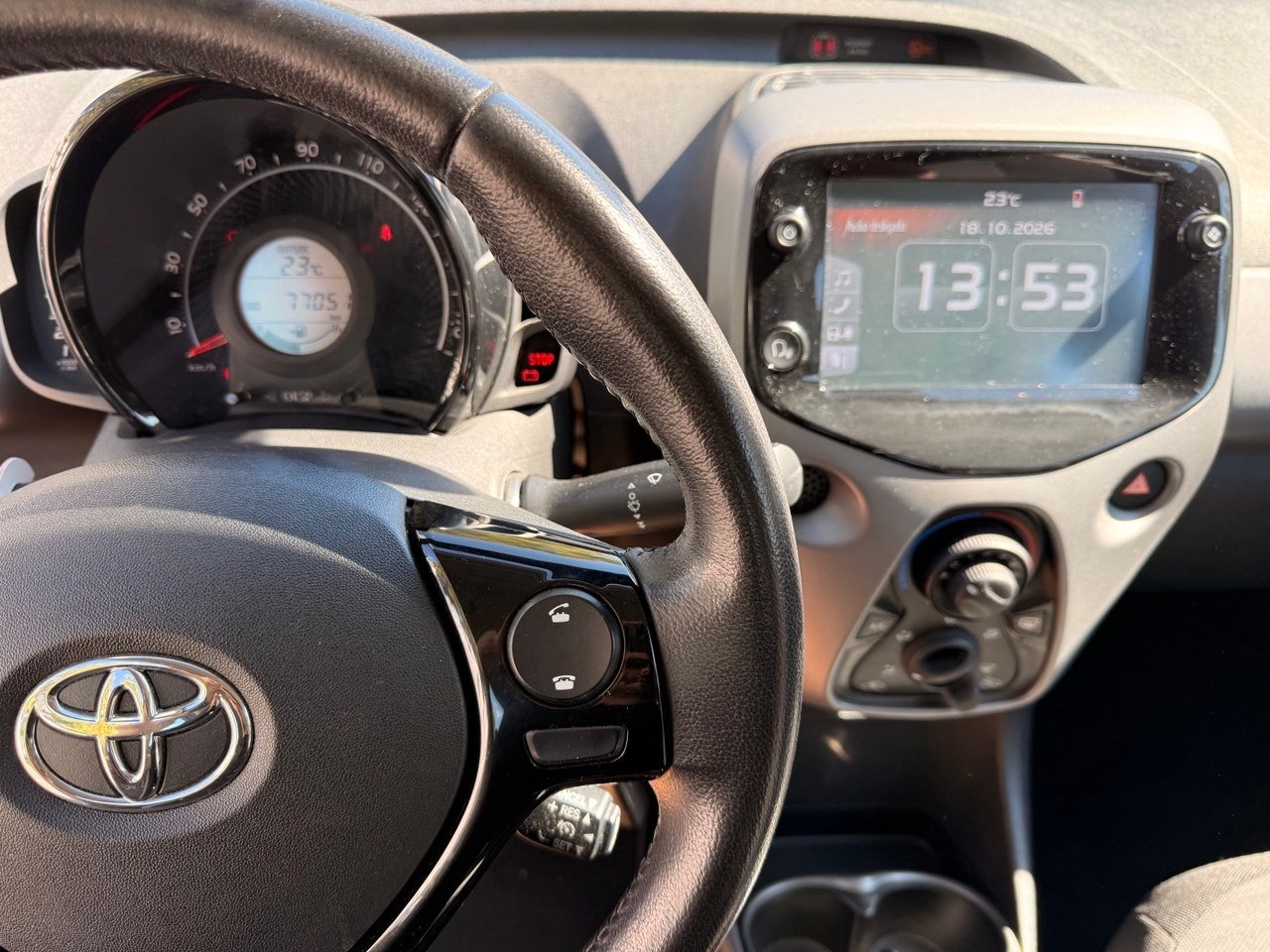Toyota Aygo 1.0 X-Play + X-Touch 2021 — foto 14