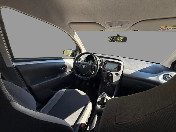 Toyota Aygo 1.0 X-Play + X-Touch 2021 — foto 10